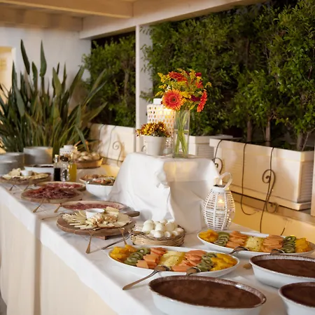 Corte Altavilla Hotel 4*